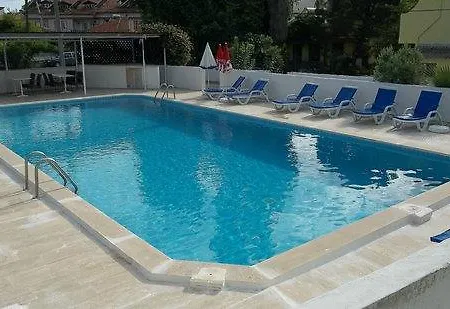 Patio 2*