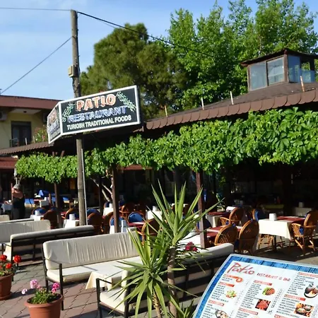 Patio 2*