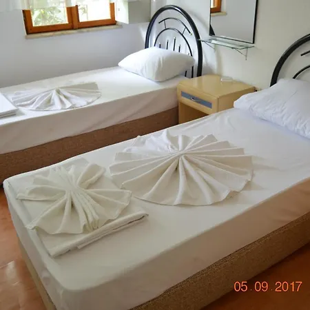 Patio 2*